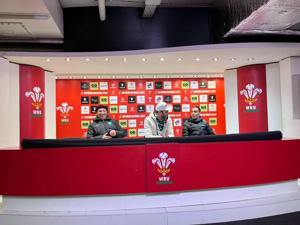 Dragons-Section Paloise. Visite du Principality Stadium de Cardiff. La salle de conférence de presse